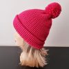 Gebreid Mutzzie Fuchsiaroze met pompon - Afbeelding 2